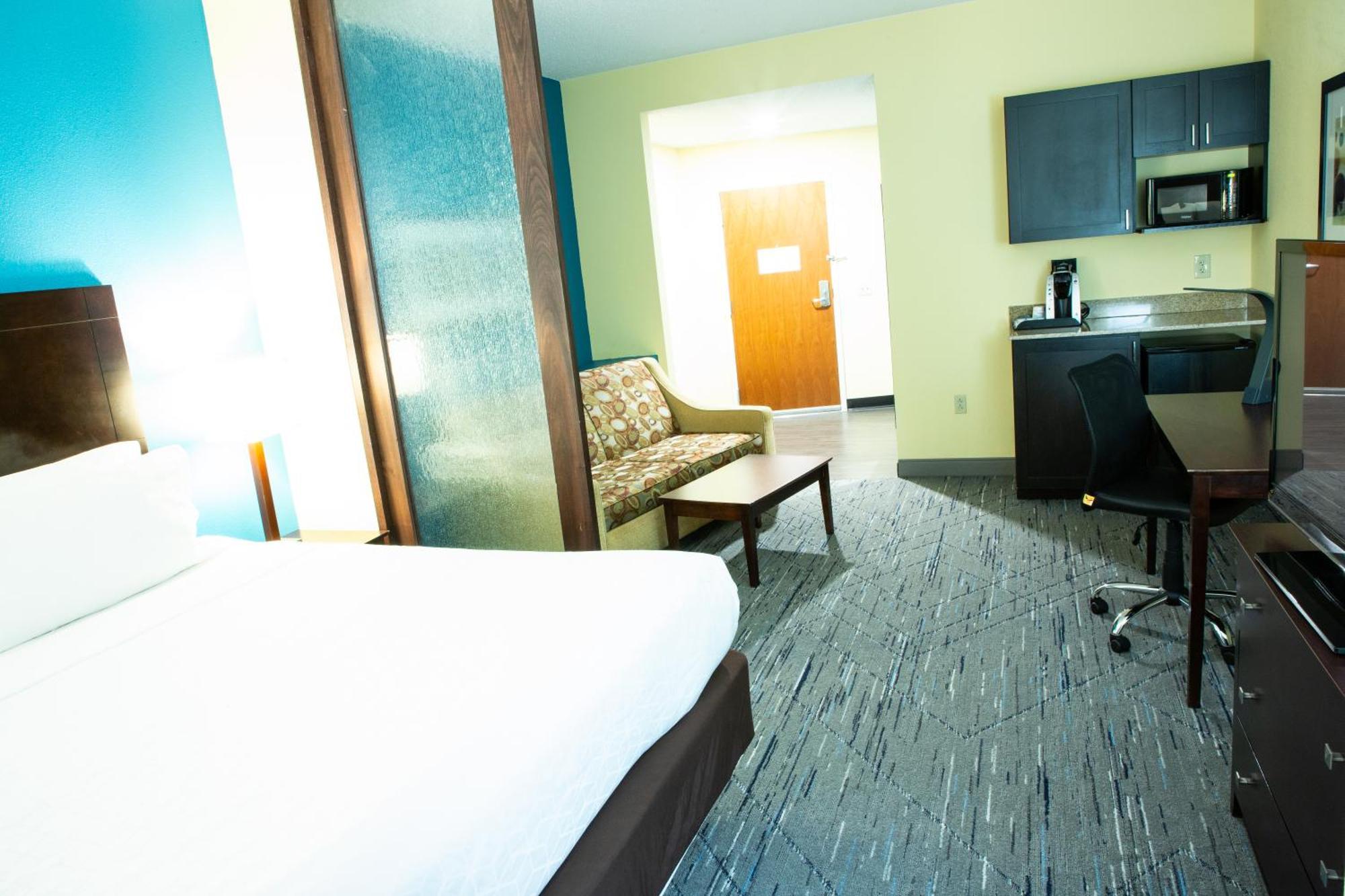 Holiday Inn Express & Suites Harrisburg West Меканиксберг Экстерьер фото
